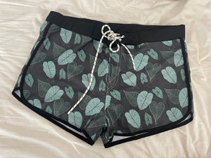 Adult swim shorts (incorrect size defect)