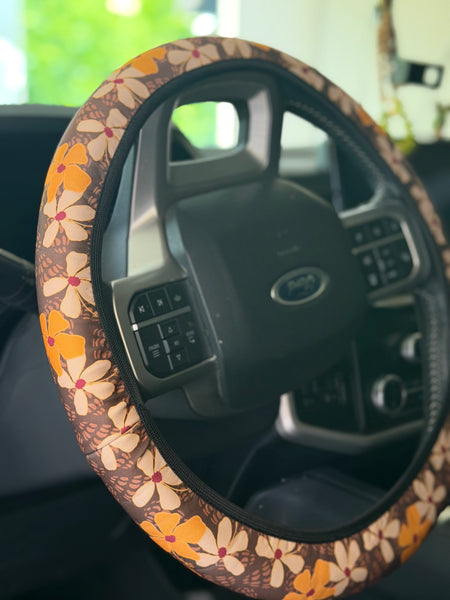 Steering wheel cover