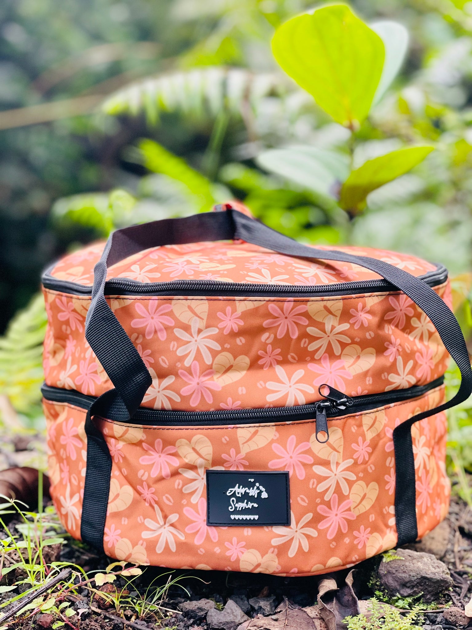 Round Tupperware cooler