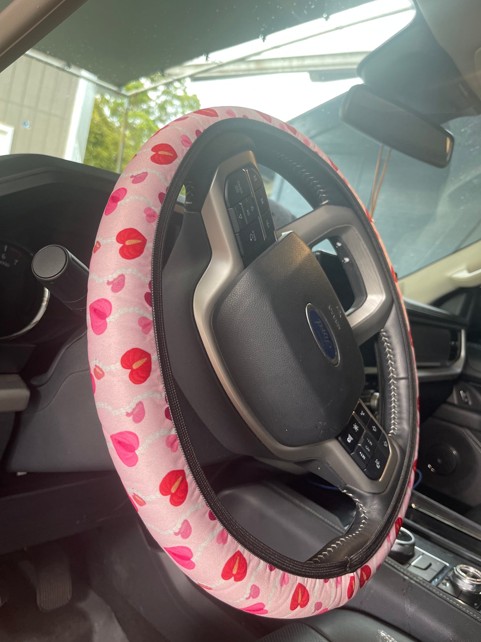 Steering wheel cover
