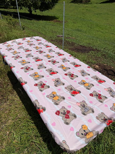 Waterproof 6ft fitted table cover