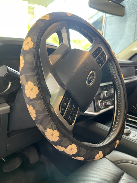 Steering wheel cover
